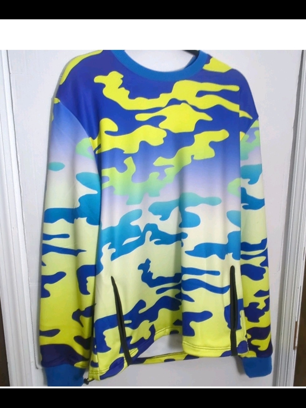 CREATE 2MRW Men's Blue Camo Pullover Sweatshirt Crew Neck Pockets Size L